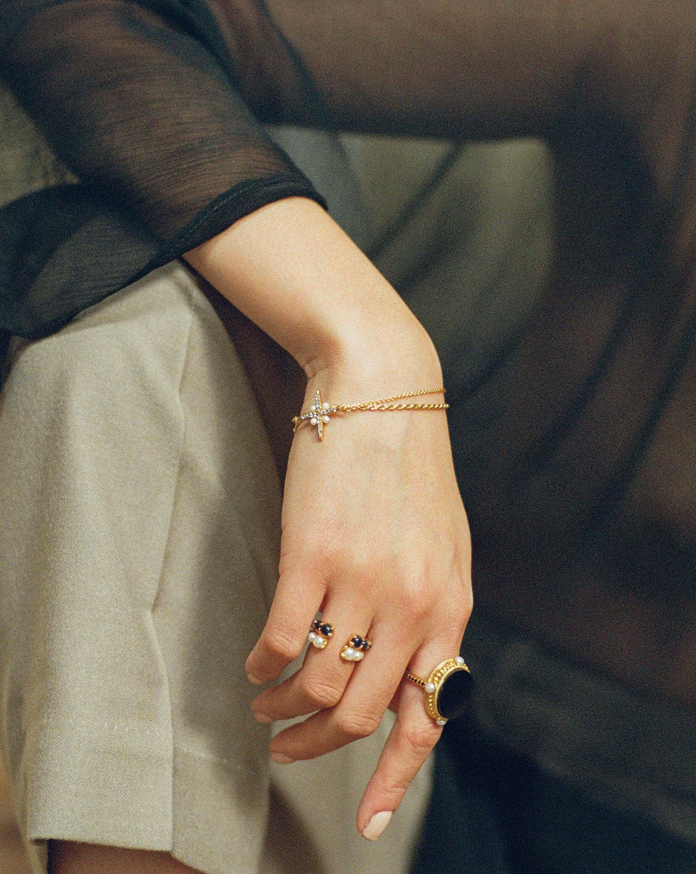 Harris Reed Openness Ring | 18ct Gold Plated Vermeil/Black Onyx